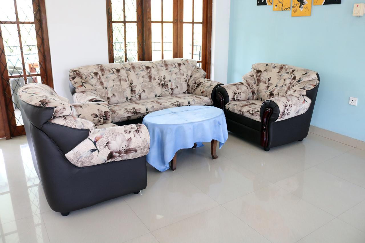 Margosa Lake Resort Anuradhapura Bagian luar foto