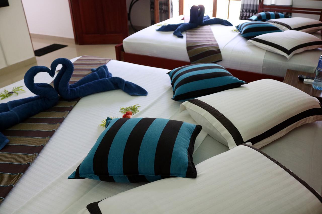 Margosa Lake Resort Anuradhapura Bagian luar foto