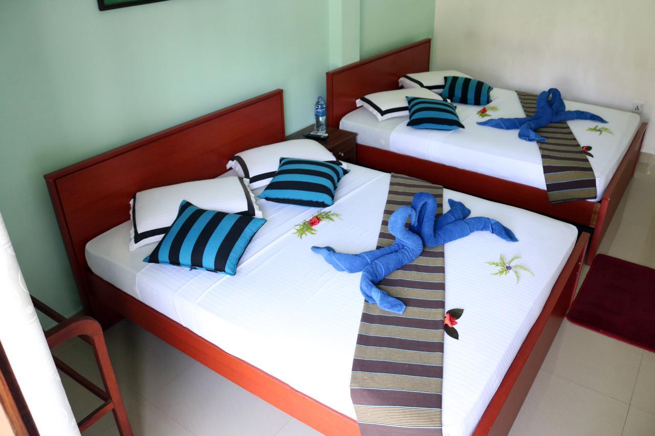 Margosa Lake Resort Anuradhapura Bagian luar foto